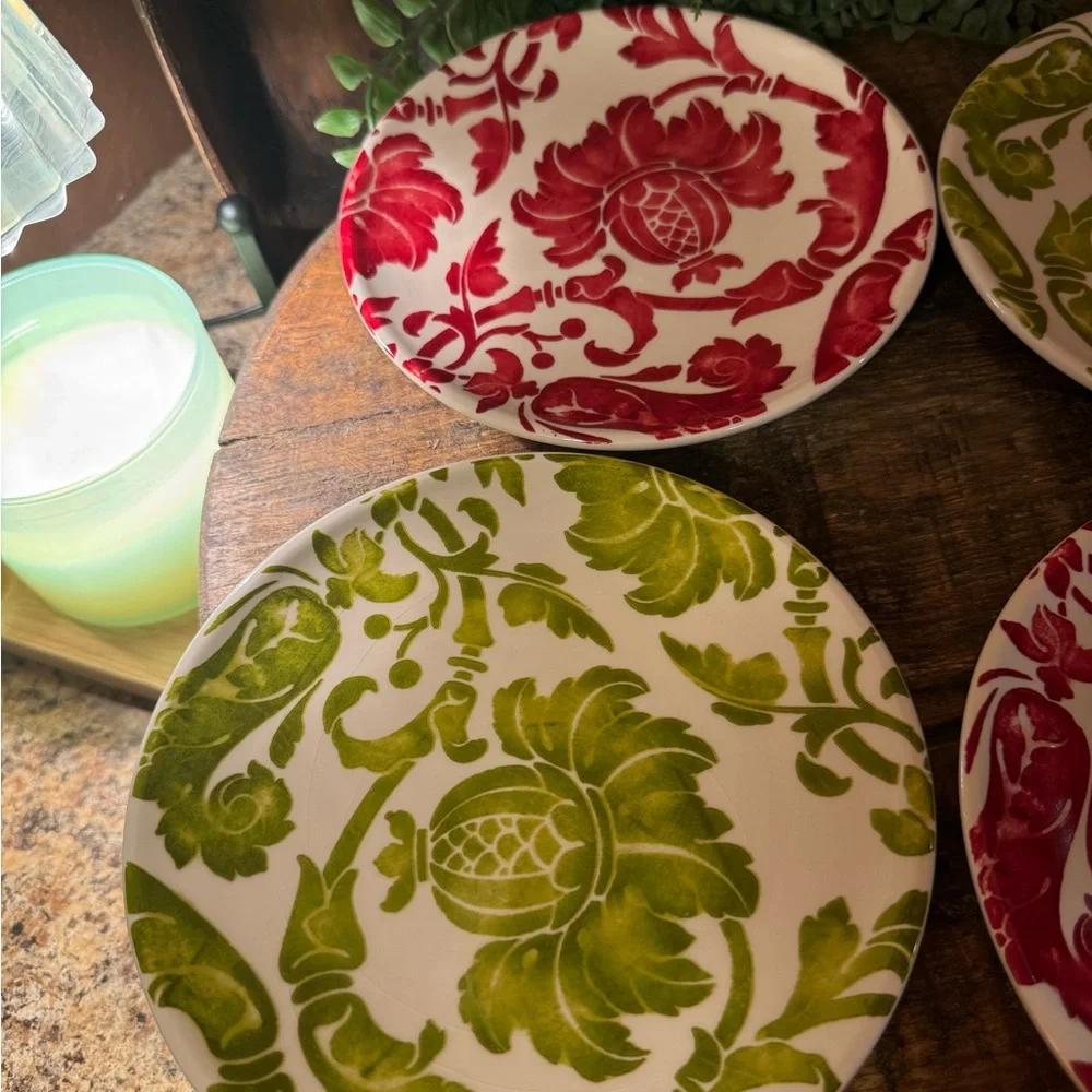 Pier 1 Imports Floral Earthenware Salad Plates Set of 4 Red Green White 7